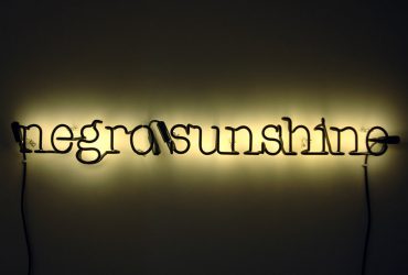 Glenn Ligon, Warm Broad Glow, 2005. Neon and paint, 4 x 48 inches. Collection of the Nasher Museum. Gift of Blake Byrne, T'57, in honor of Raymond D. Nasher. Image courtesy of Regen Projects, Los Angeles. © Glenn Ligon.