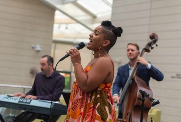 Shana Tucker and friends perform live at the Director's Preview event for Roy Lichtenstein: History in the Making, 1948 — 1960