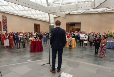 Nasher Museum Director Trevor Schoonmaker addresses the crowd at the Director's Preview event for Roy Lichtenstein: History in the Making, 1948-1960