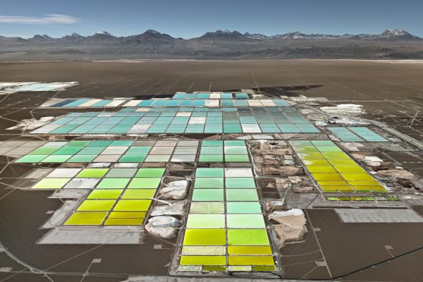 Edward Burtynsky, Lithium Mines #1, Salt Flats, Atacama Desert, Chile, 2017